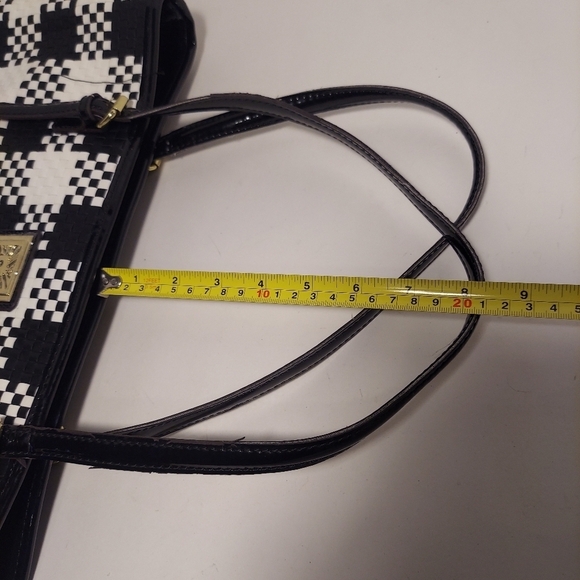 Anne Klein Shoulder Bag Black White Herringbone Textile Patent Leather Purse - Picture 13 of 13